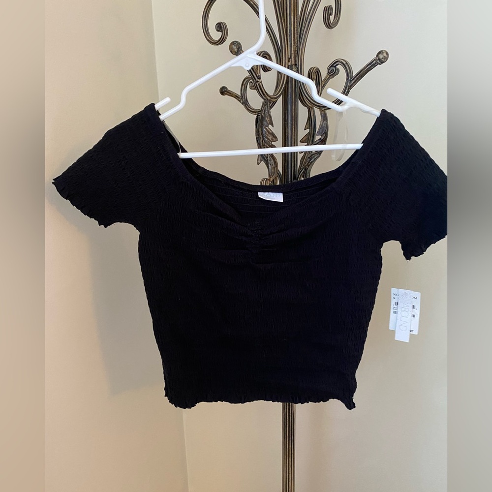 Black crop top! New with tags size medium